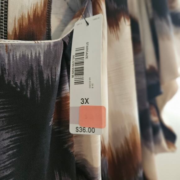 3X Brown and tan Worthington blouse with back zip embellishment - Picture 3 of 8